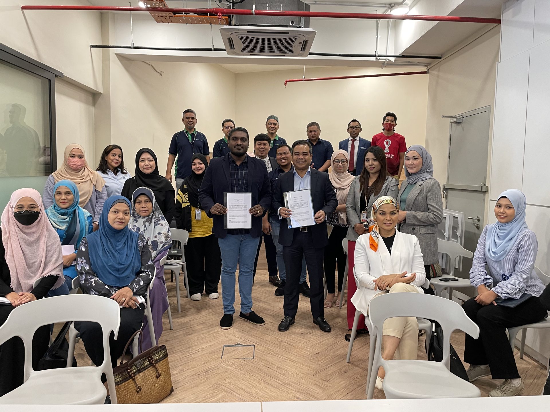 MOU signing between FARE Agency and EdgeProp