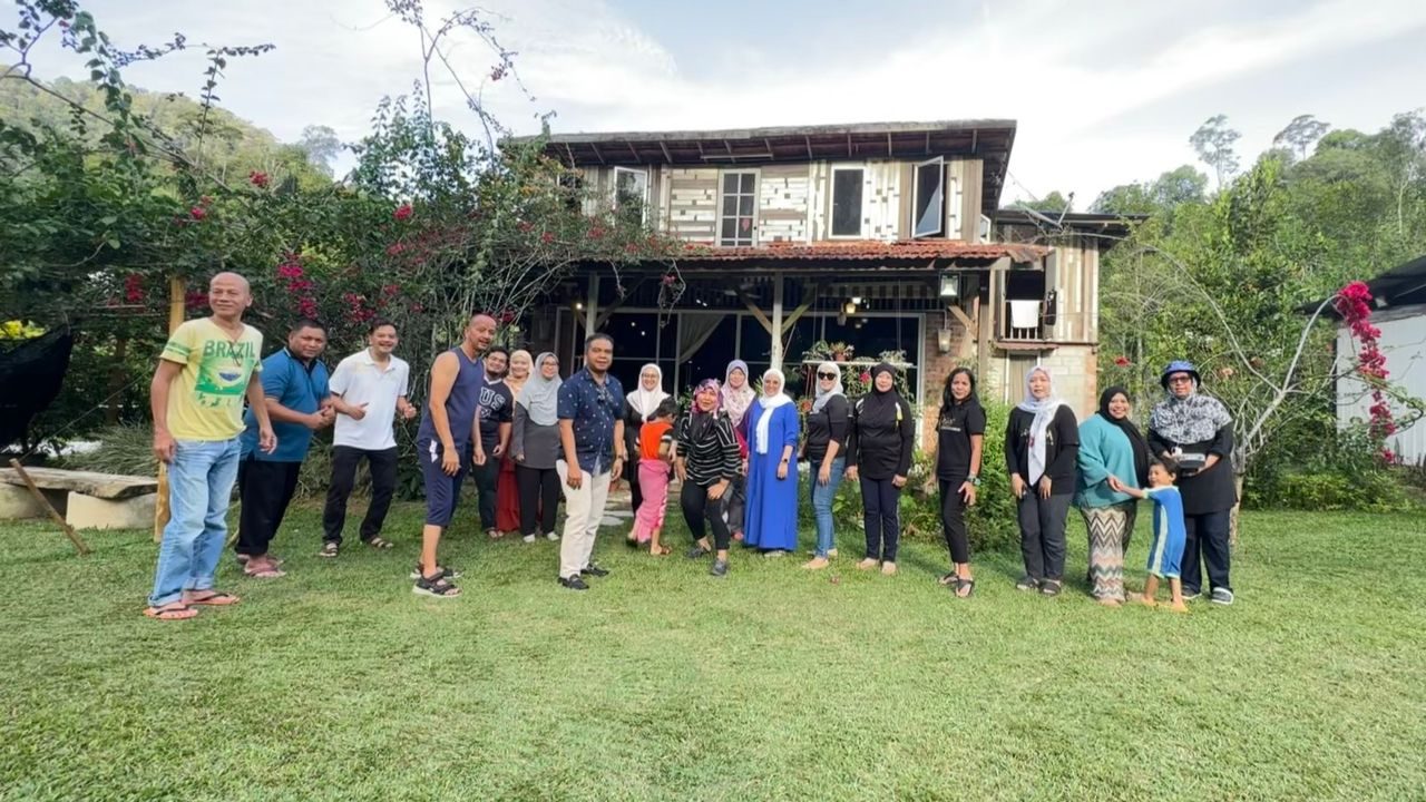 FARE Agency healing retreat at Janda Baik